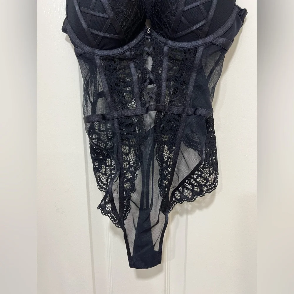 Lace Push-Up Teddy Bodysuit Lingerie NWOT - Picture 3 of 6